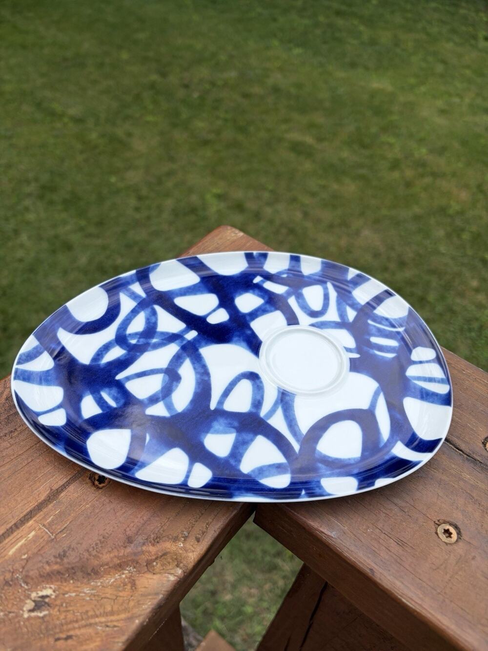 PAOLA NAVONE Crate & Barrel COMO Blue Swirl Expresso Snack Saucer PRISTINE COND
